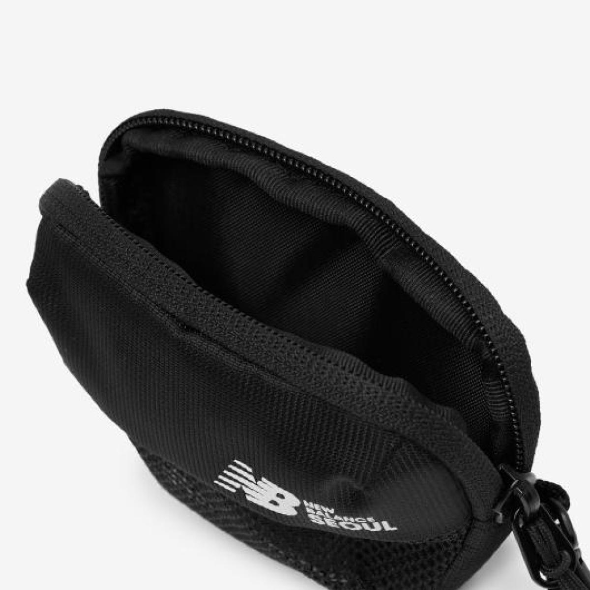 (19)Black