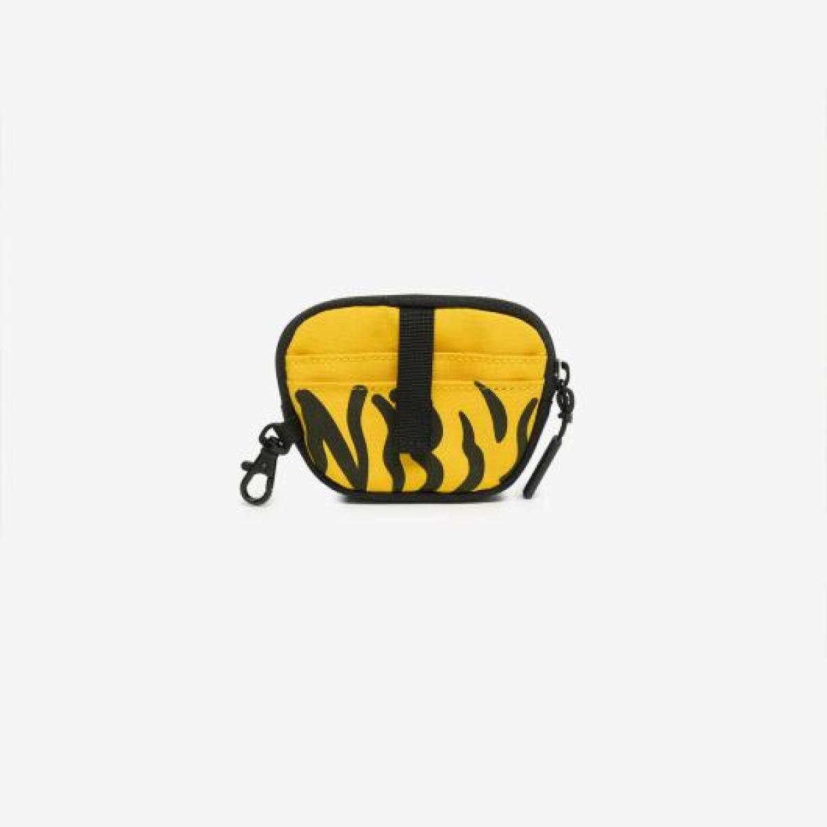 (30)Yellow