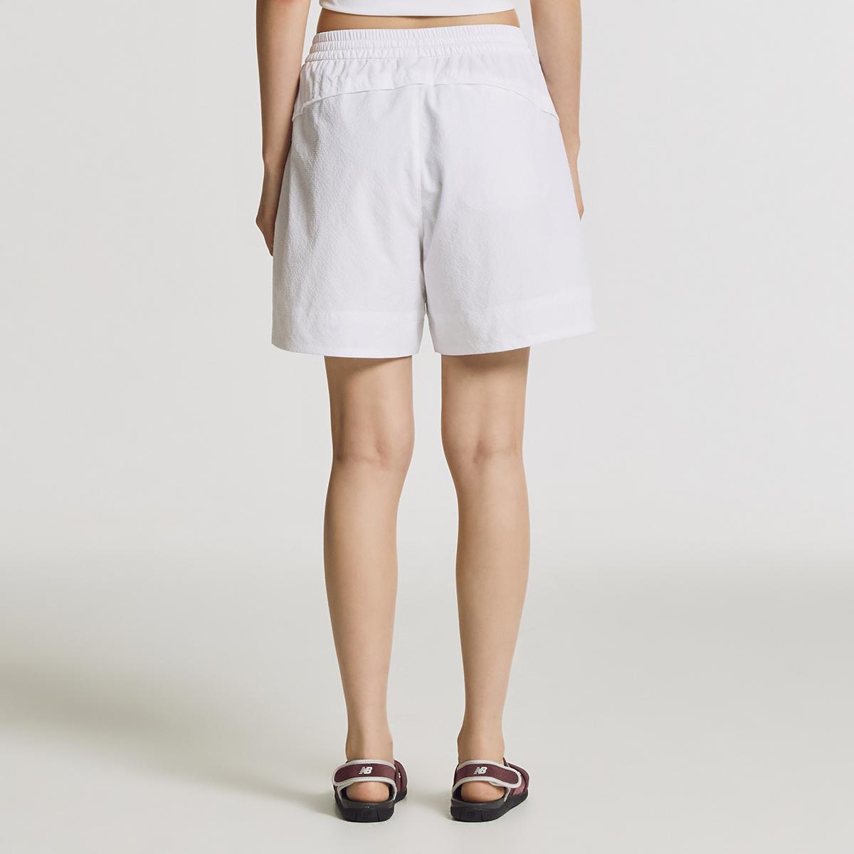 (10)White