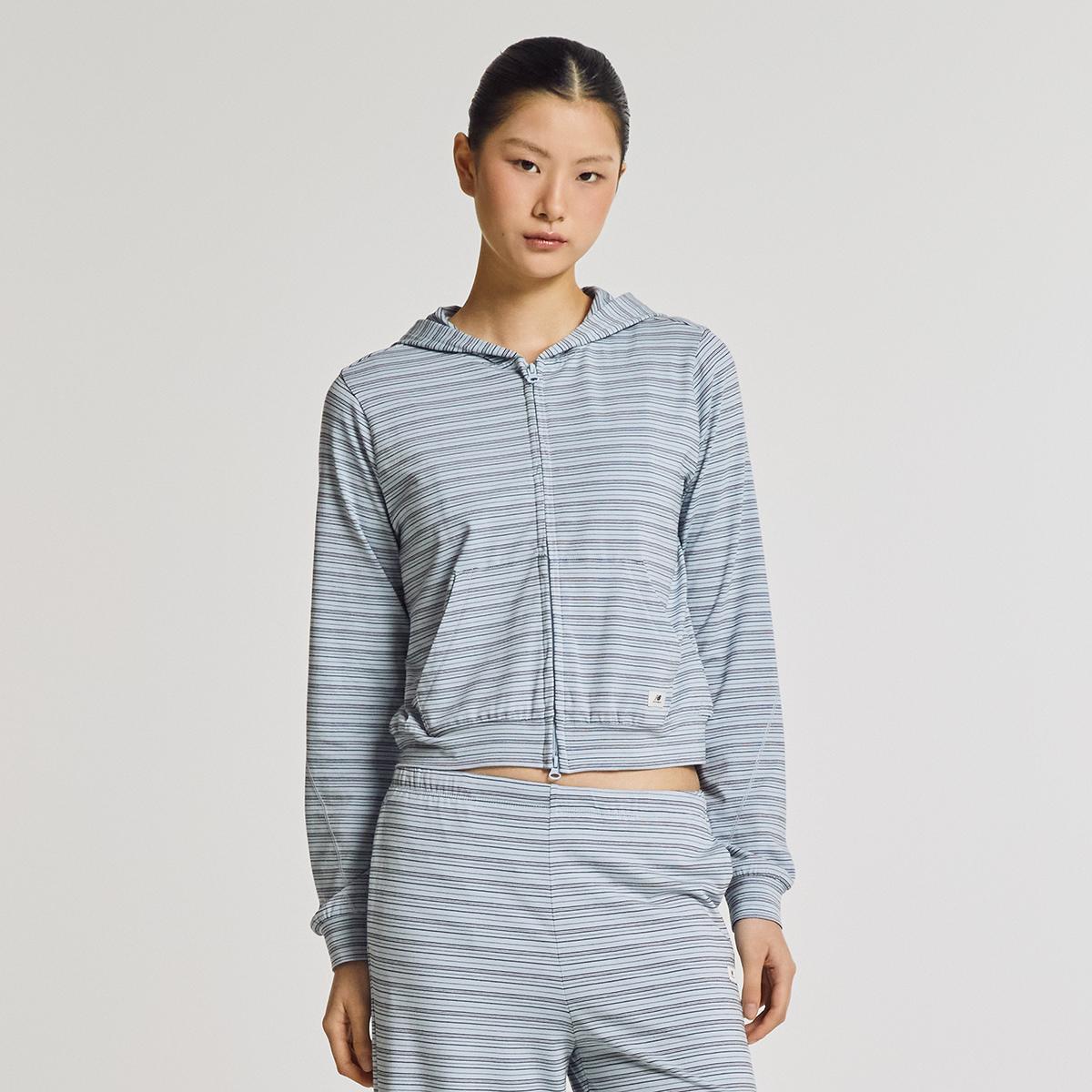 (51)Light Blue