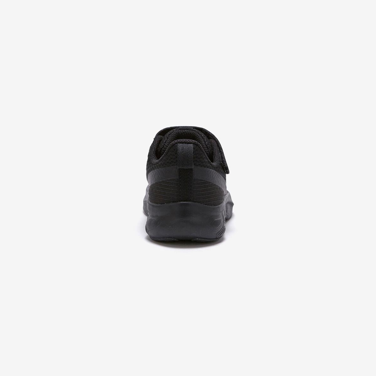 (19)Black