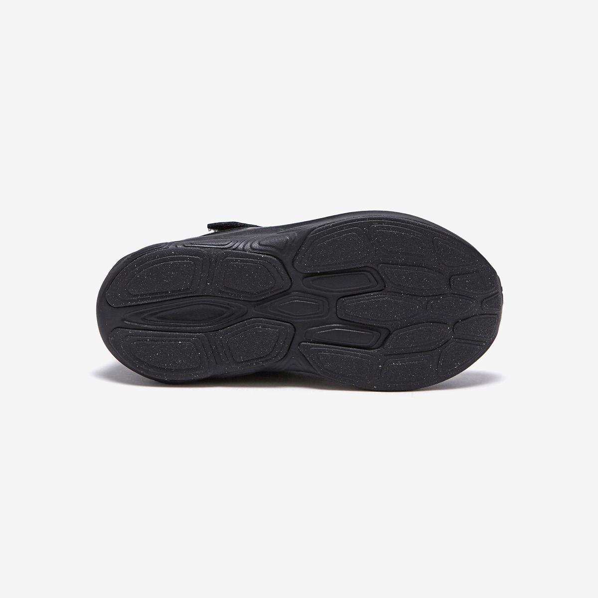 (19)Black