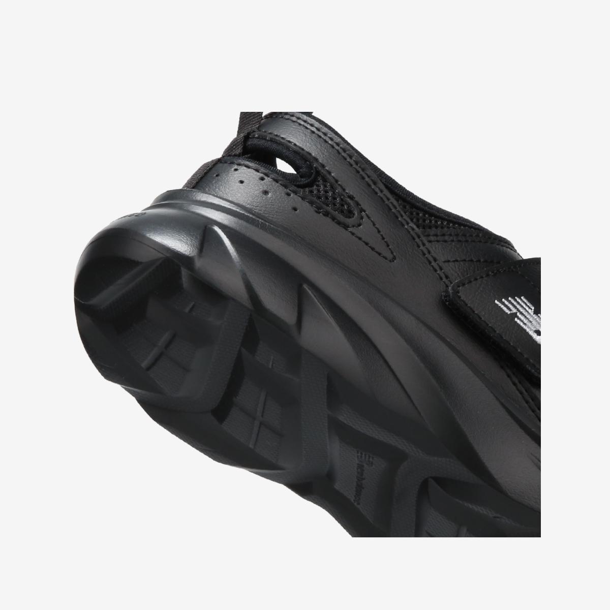 (19)Black
