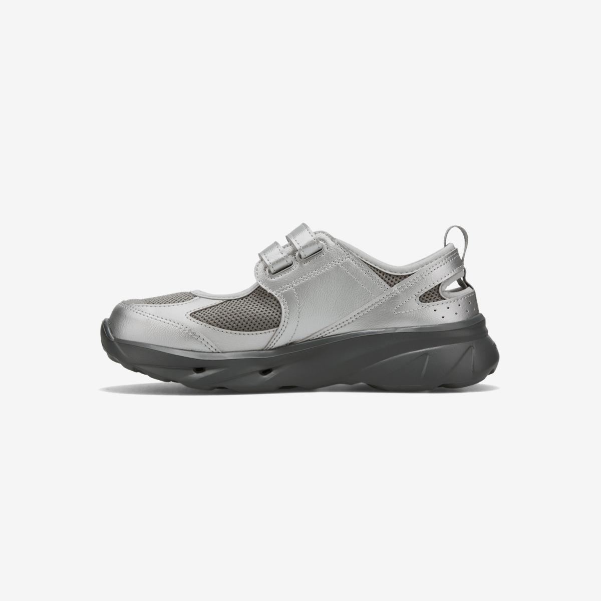 (91)Silver