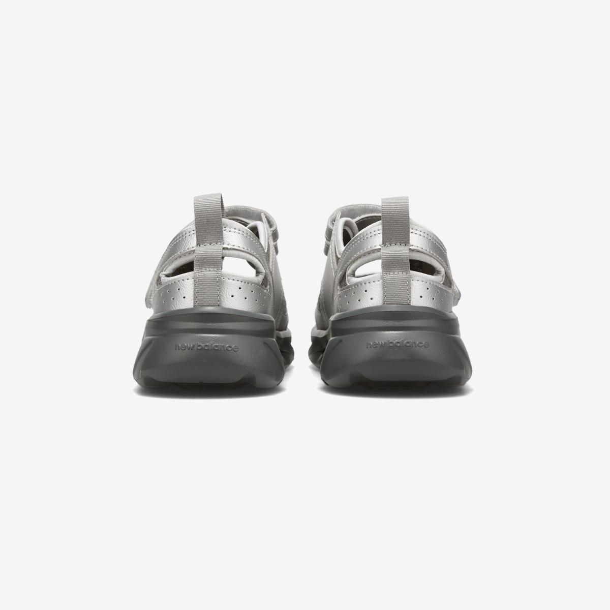 (91)Silver