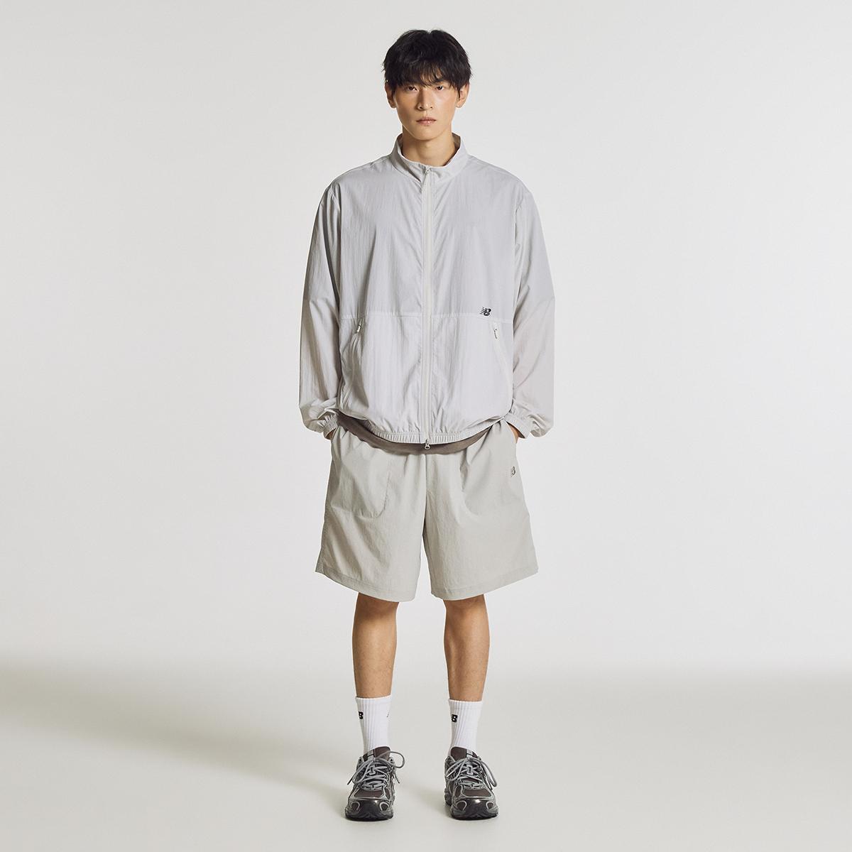 (16)Light Gray