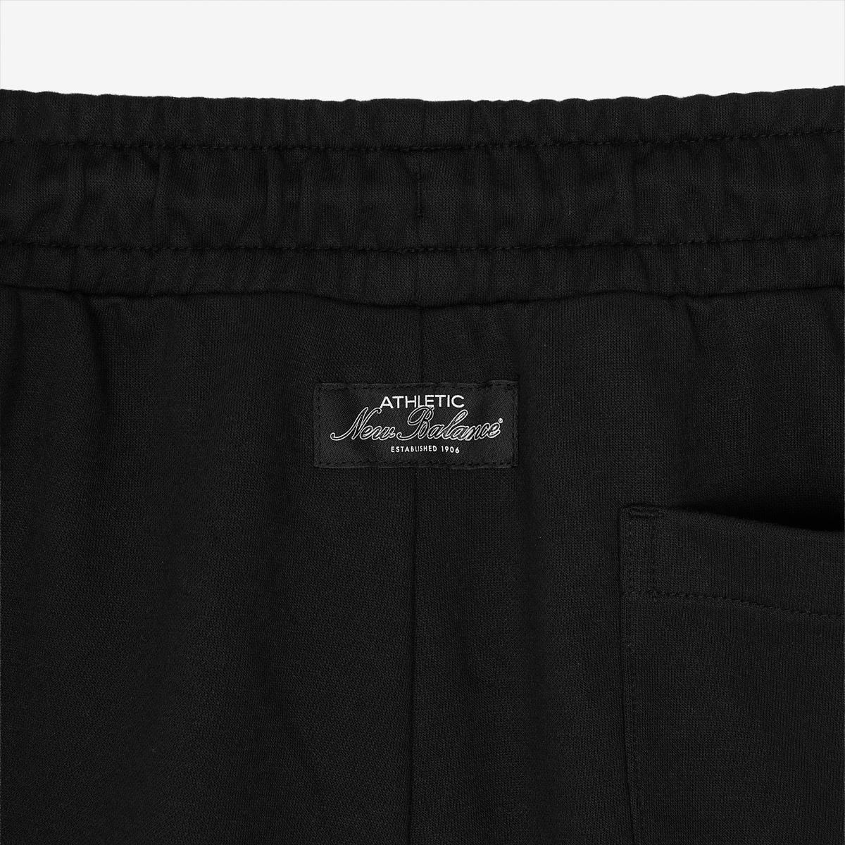 (19)Black