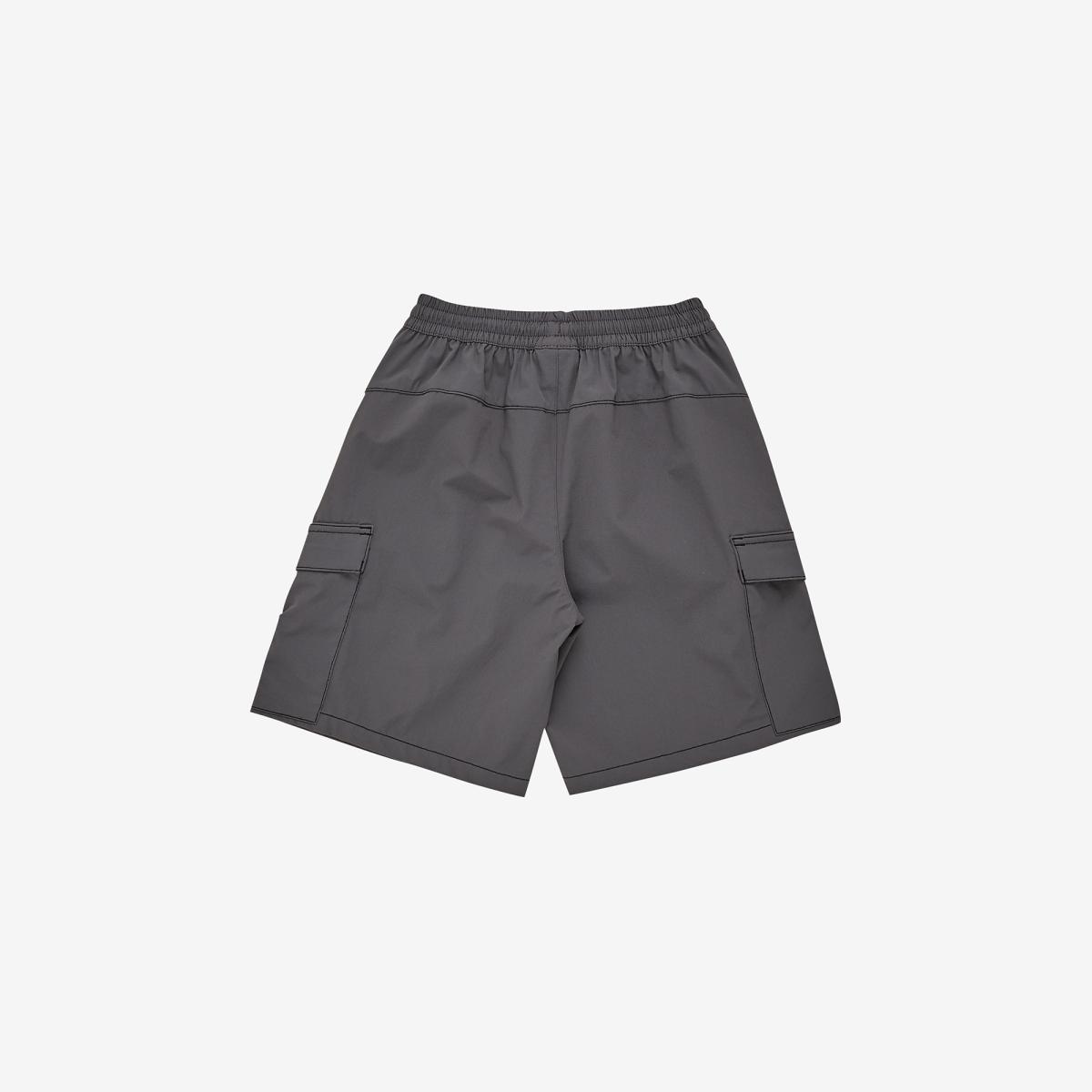 (19)Black