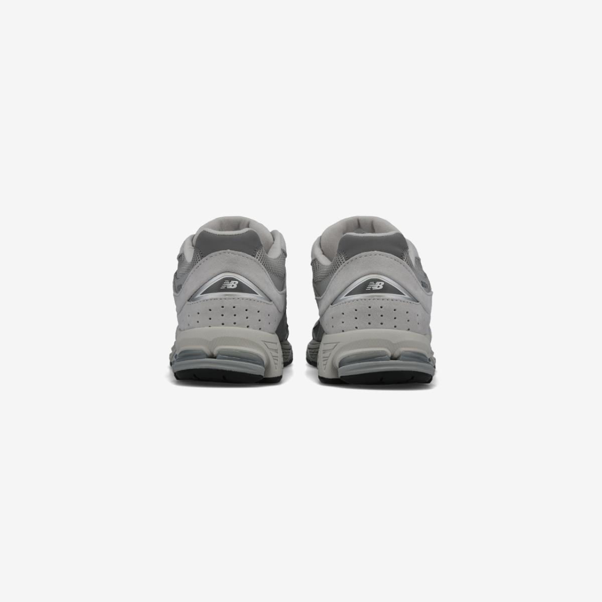 (15)Gray