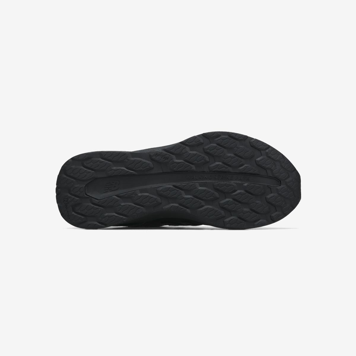 (19)Black