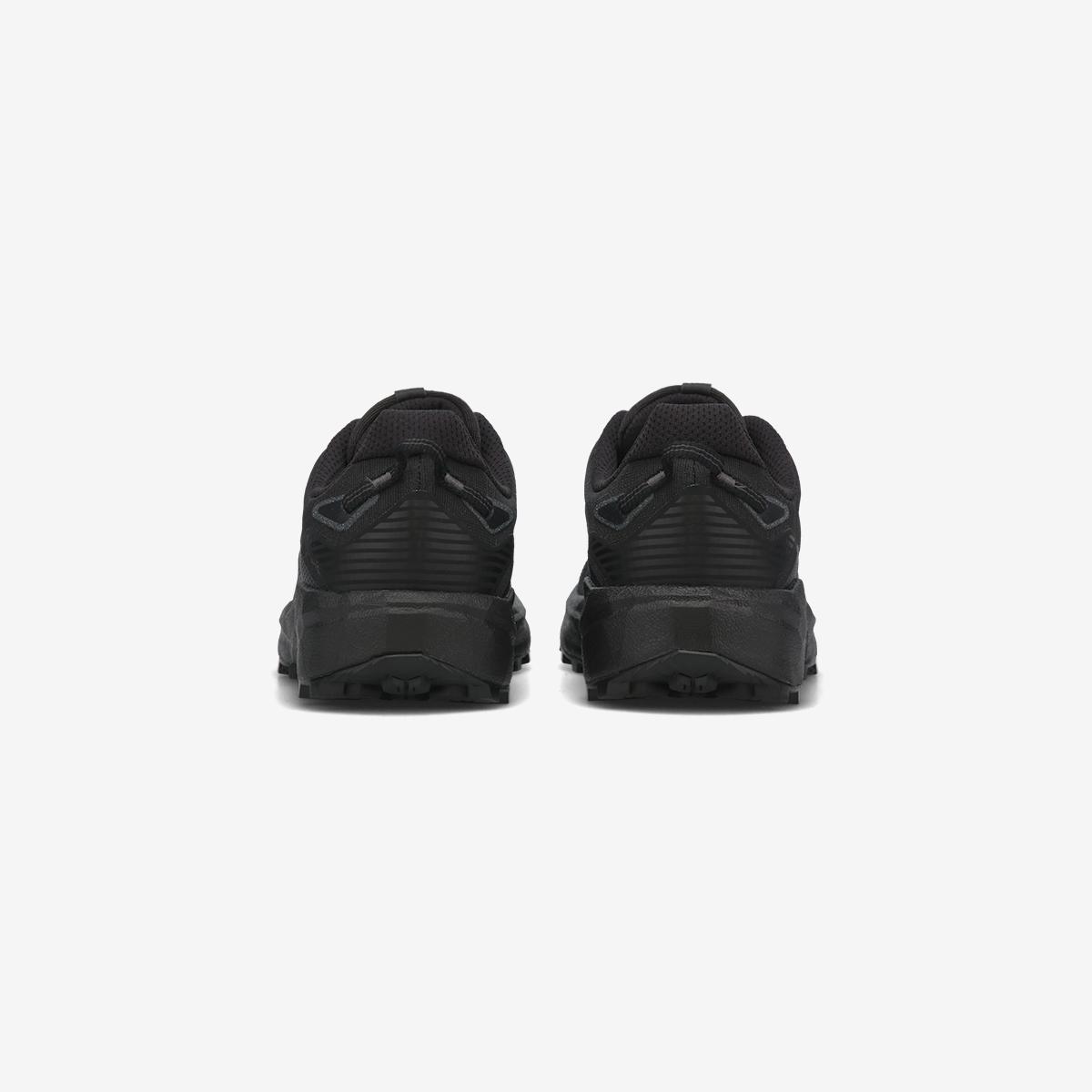 (19)Black