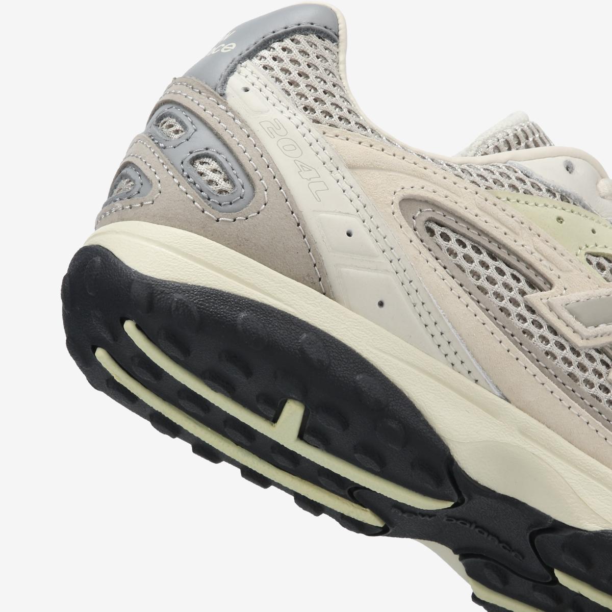 (35)Beige