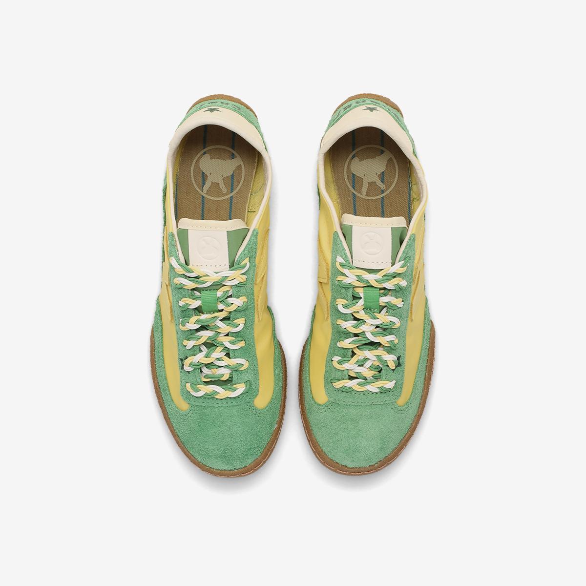 (40)Green