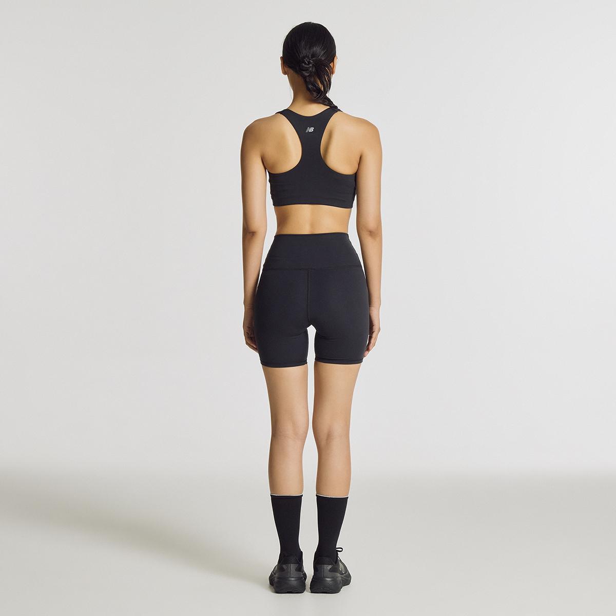(19)Black