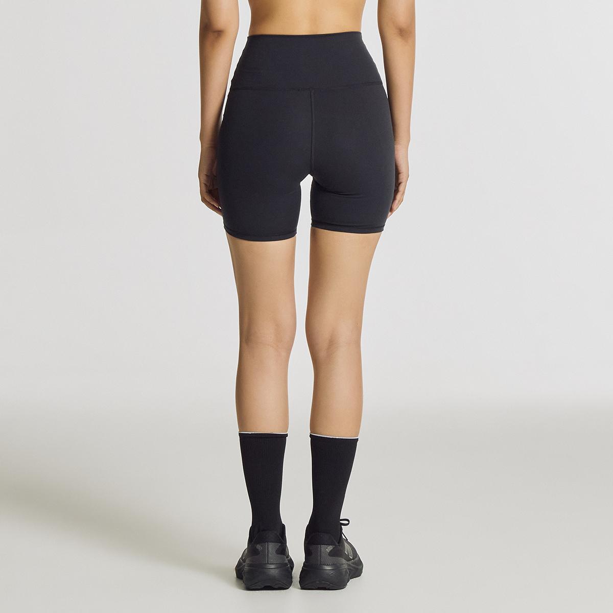 (19)Black