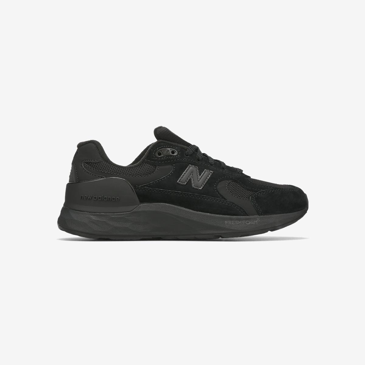 (19)Black