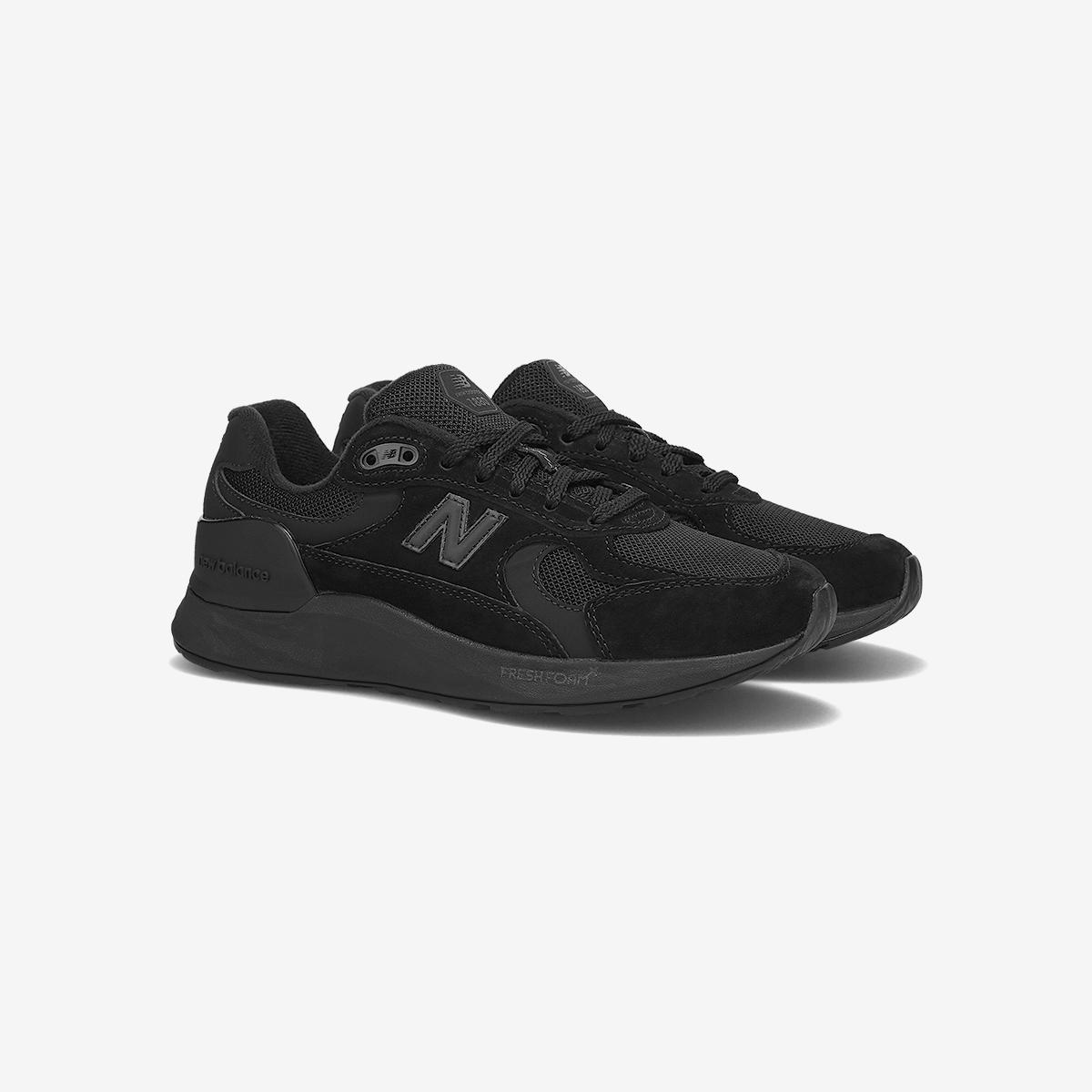 (19)Black