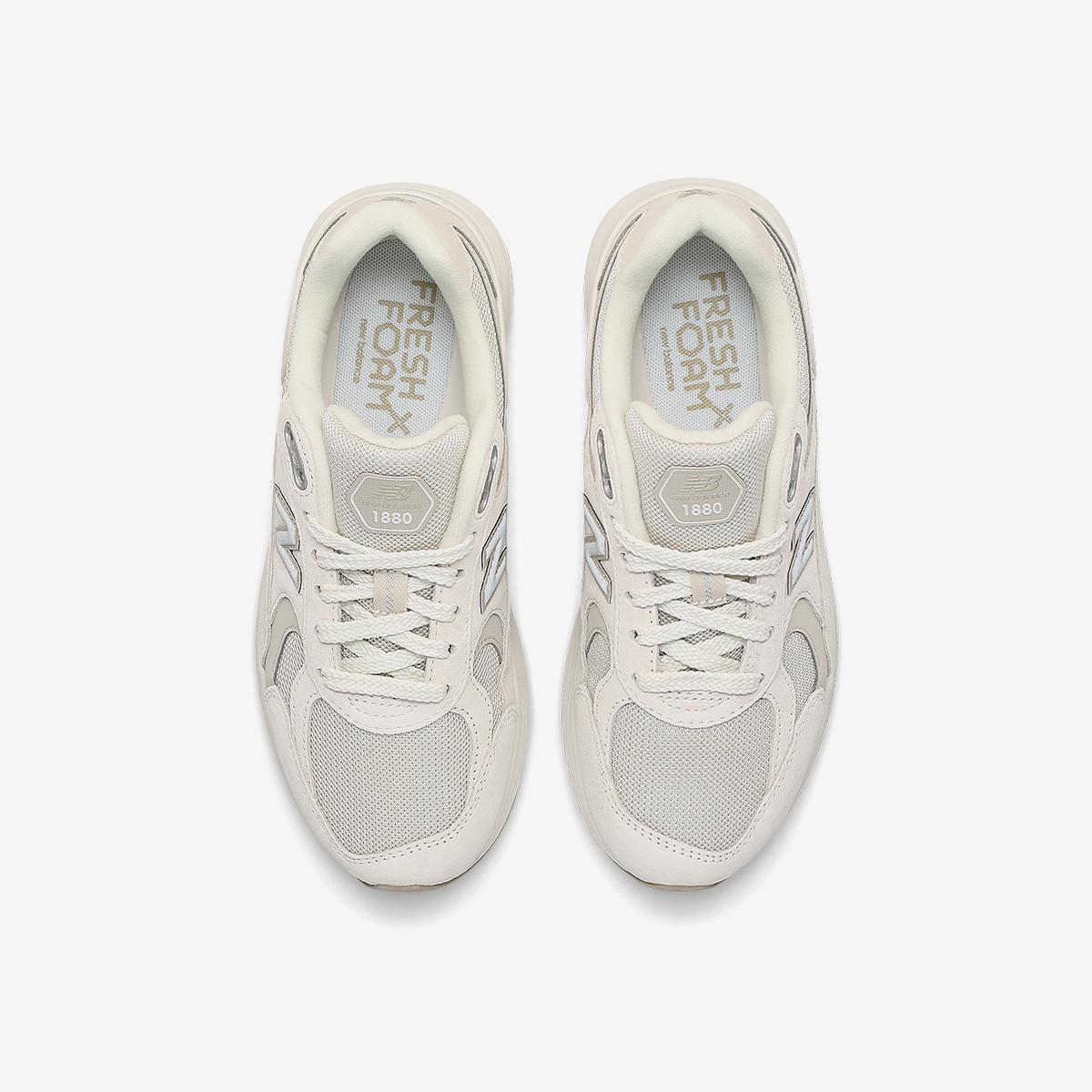 (35)Beige