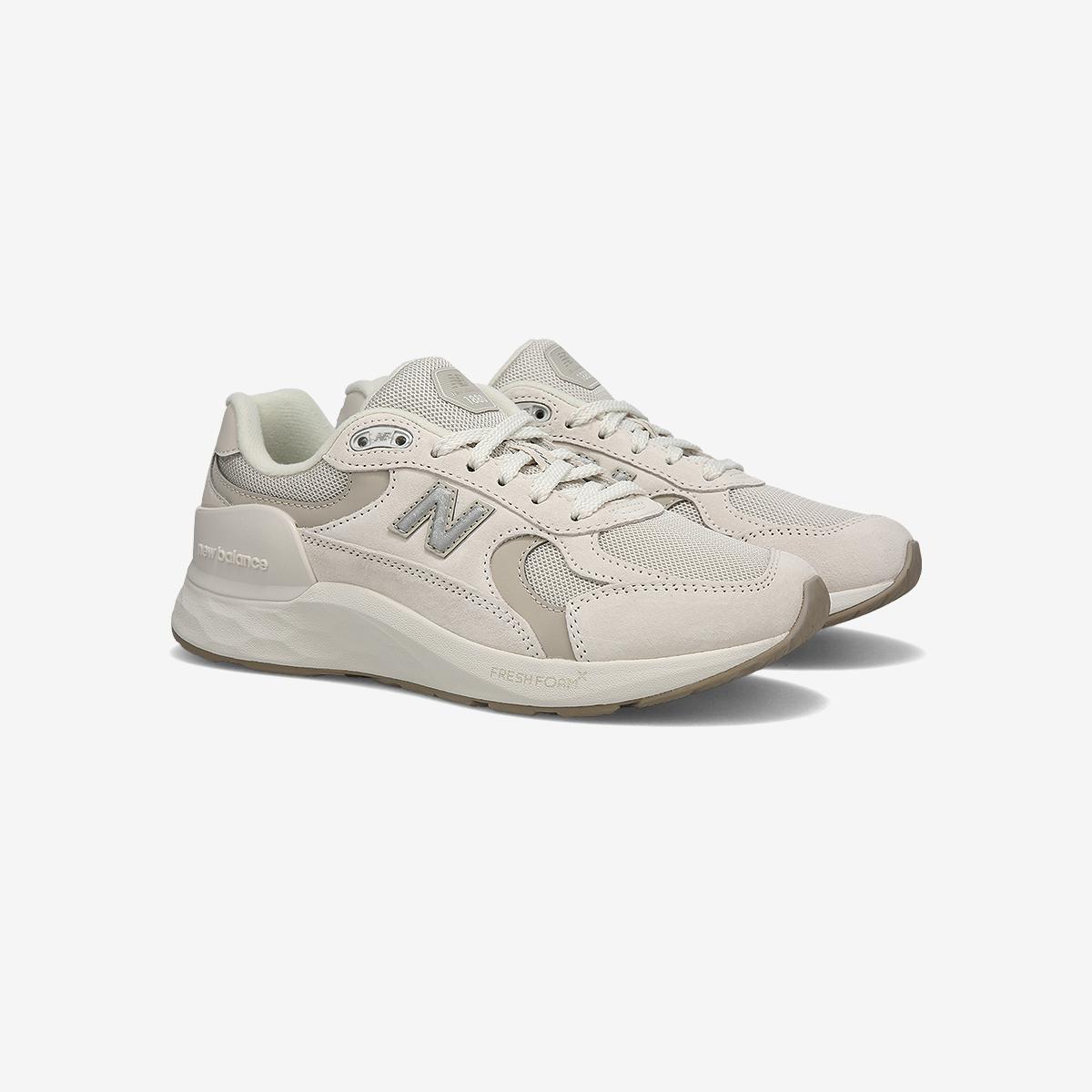 (35)Beige