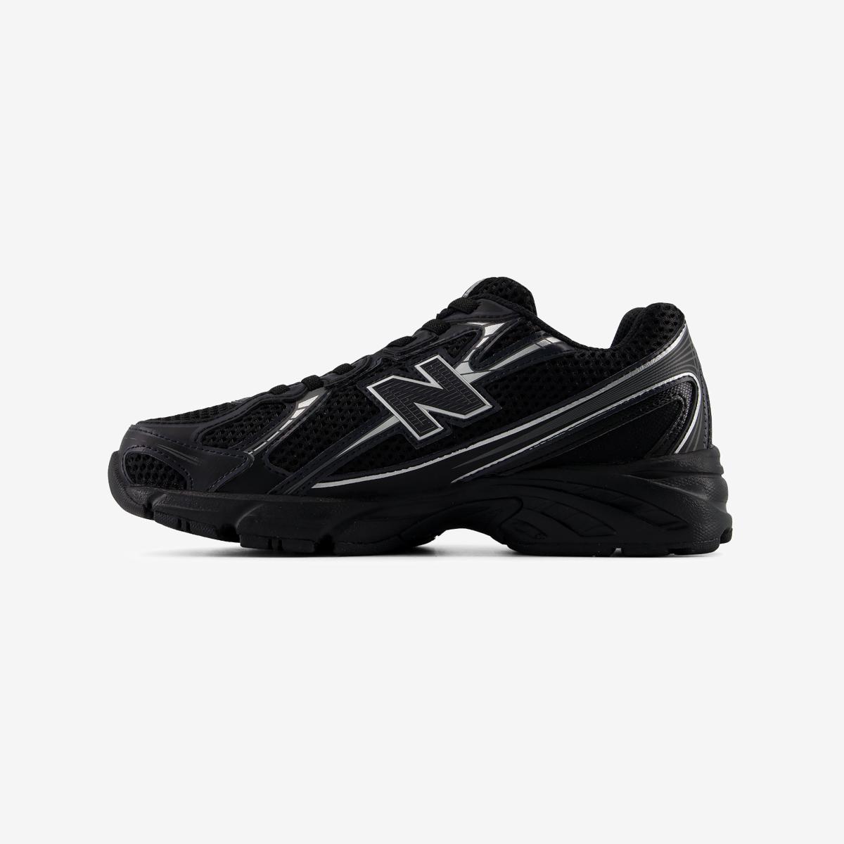 (19)Black