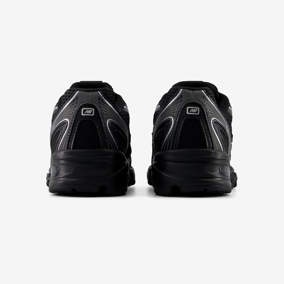 (19)Black