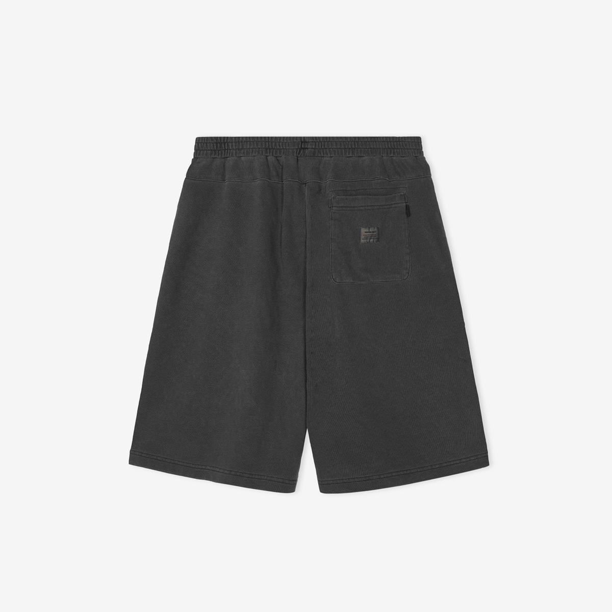 (60)Charcoal