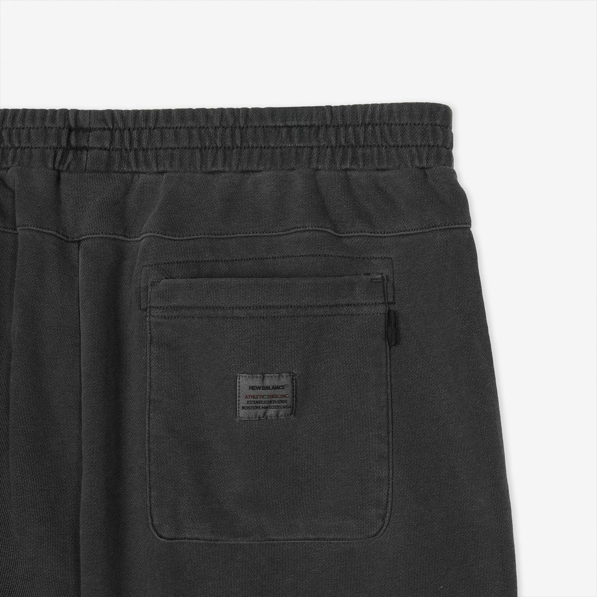 (60)Charcoal
