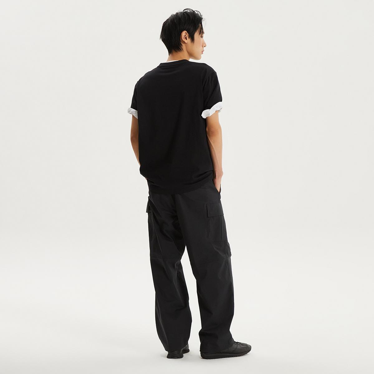 (19)Black
