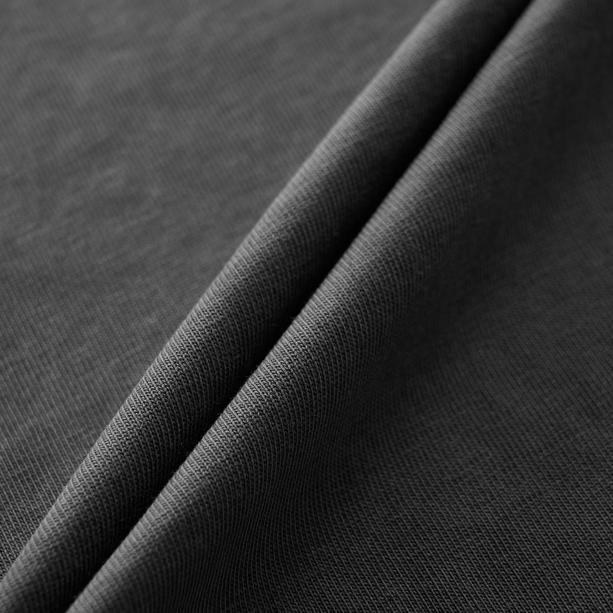 (60)Charcoal
