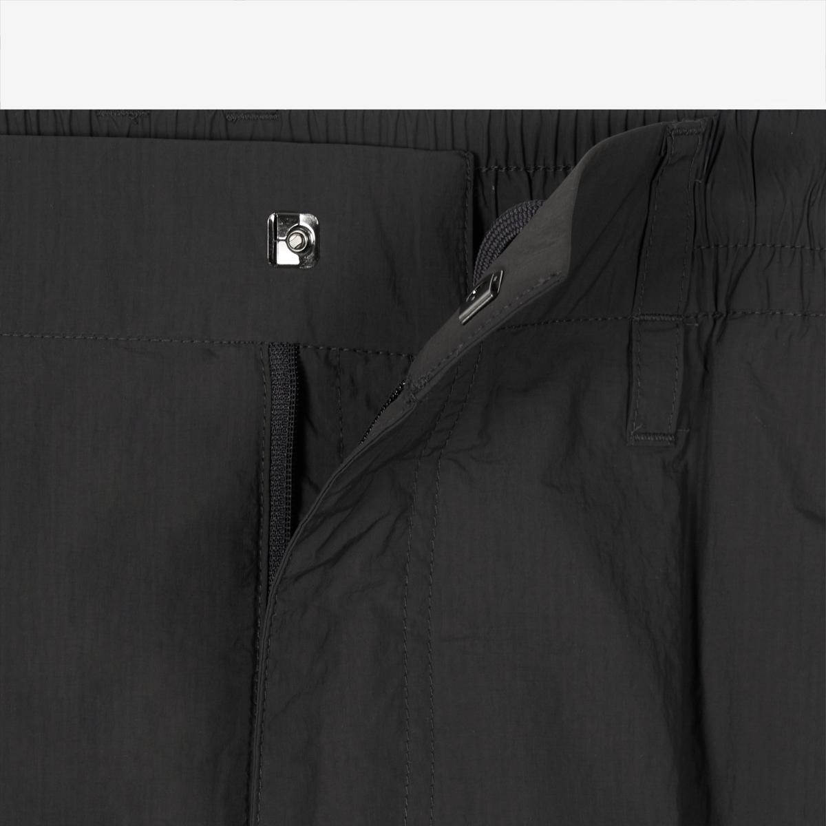 (60)Charcoal