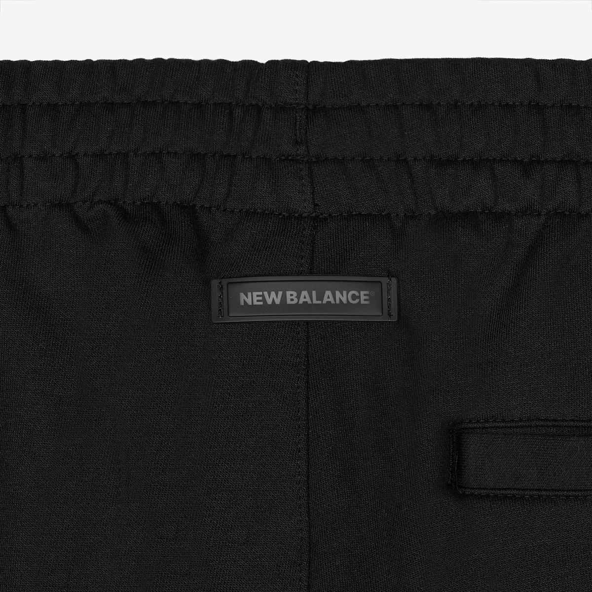 (19)Black