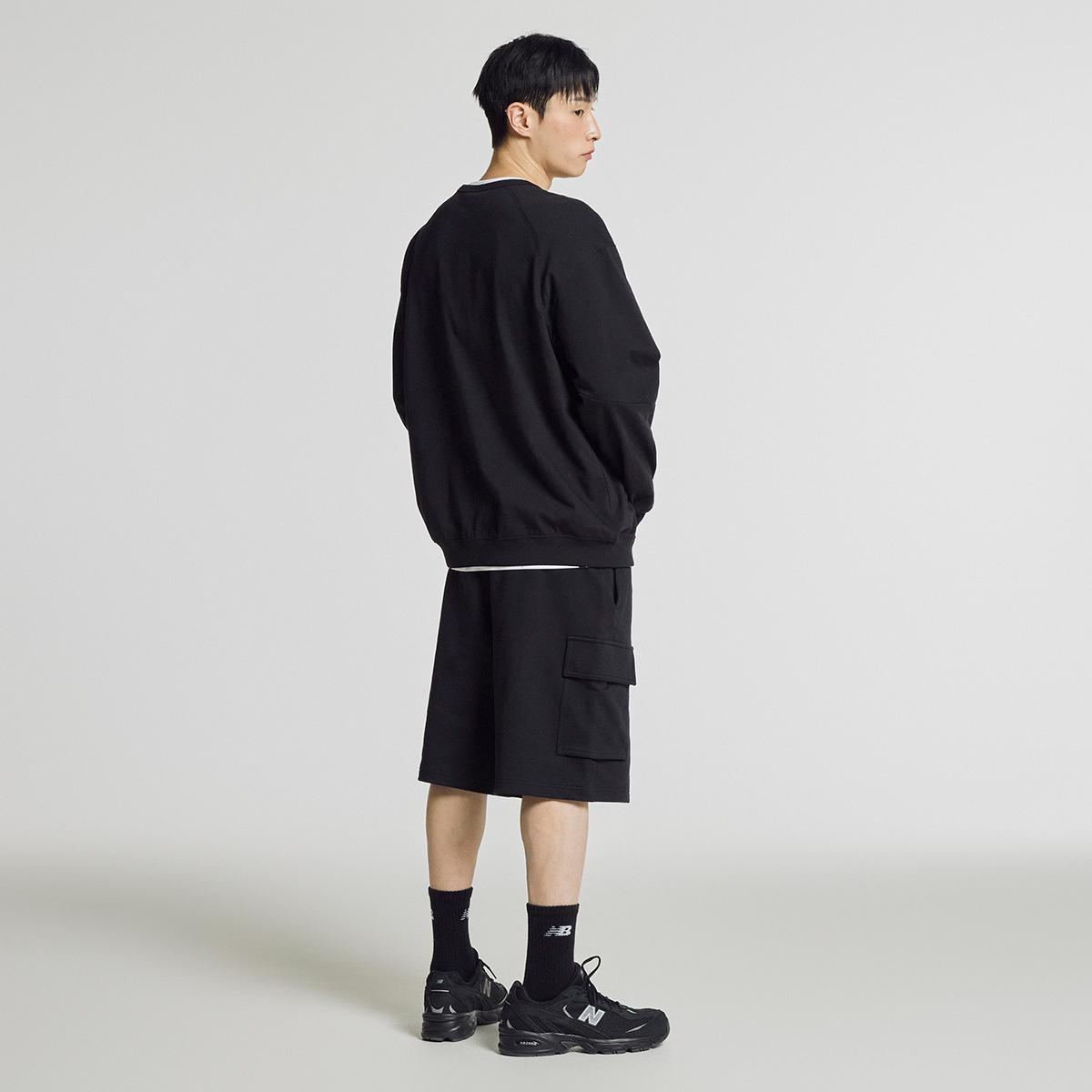 (19)Black
