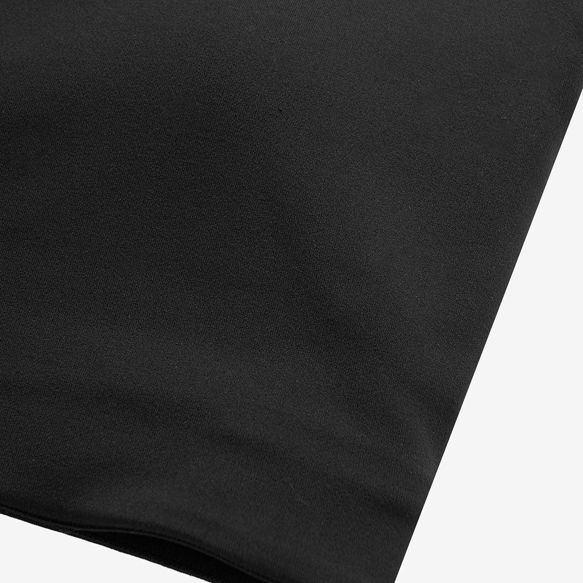(19)Black