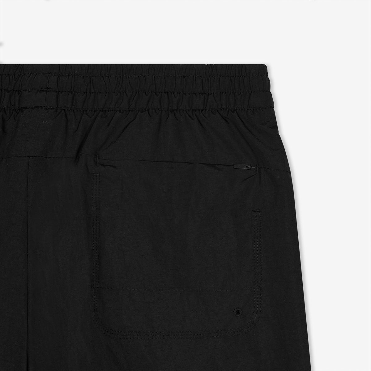 (19)Black