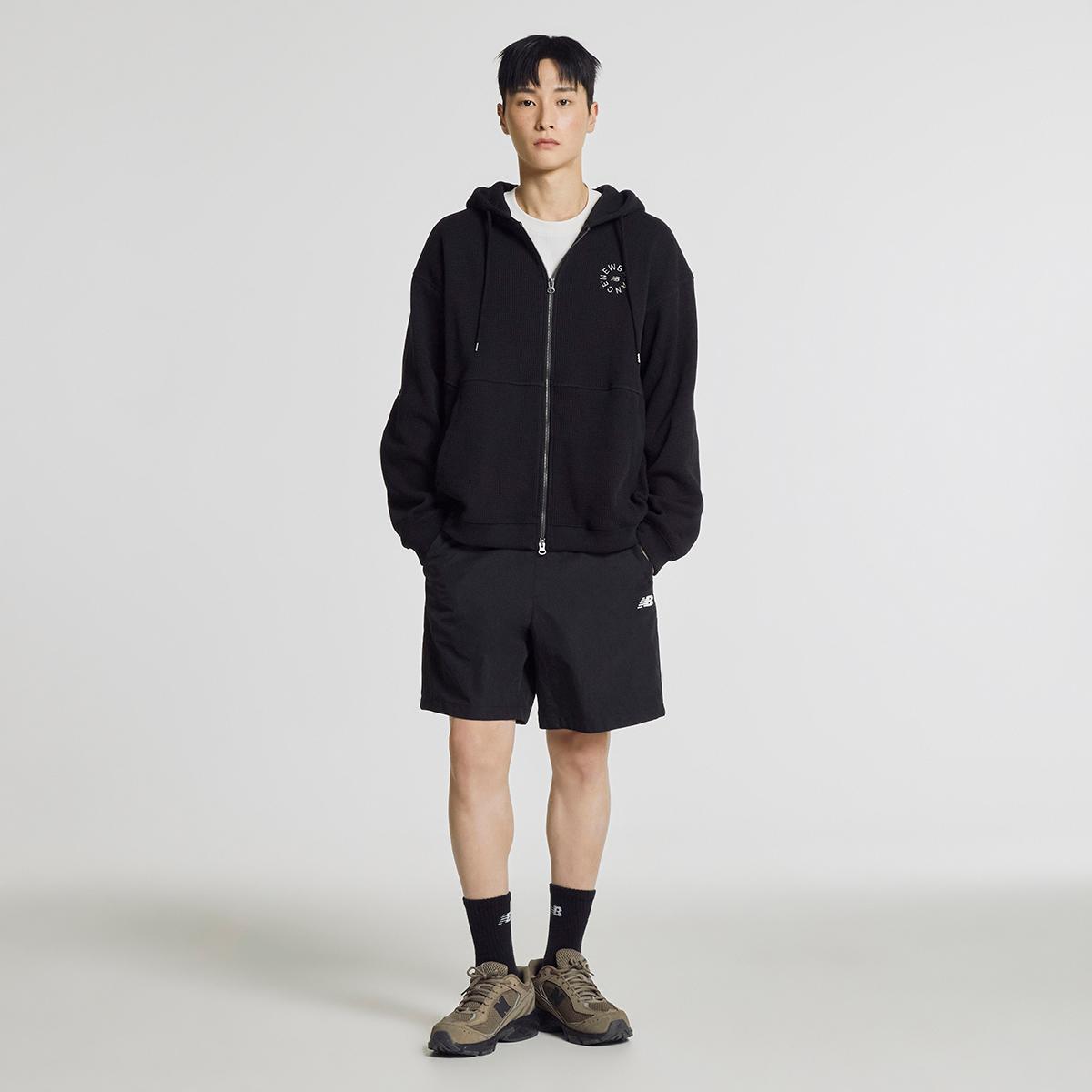 (19)Black
