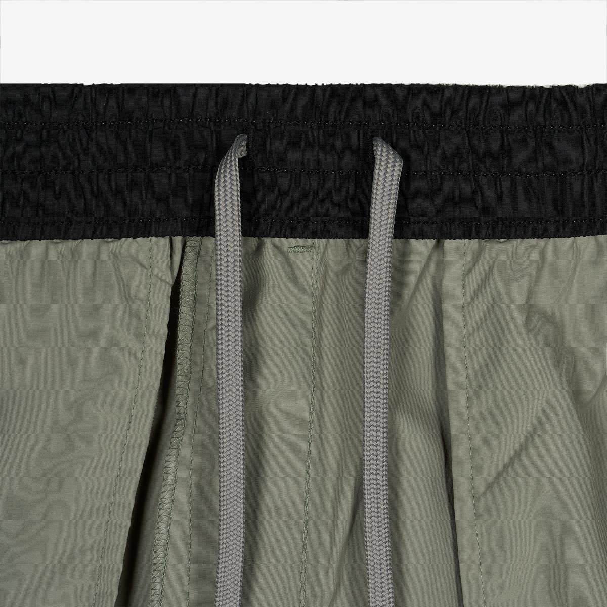 (49)Khaki