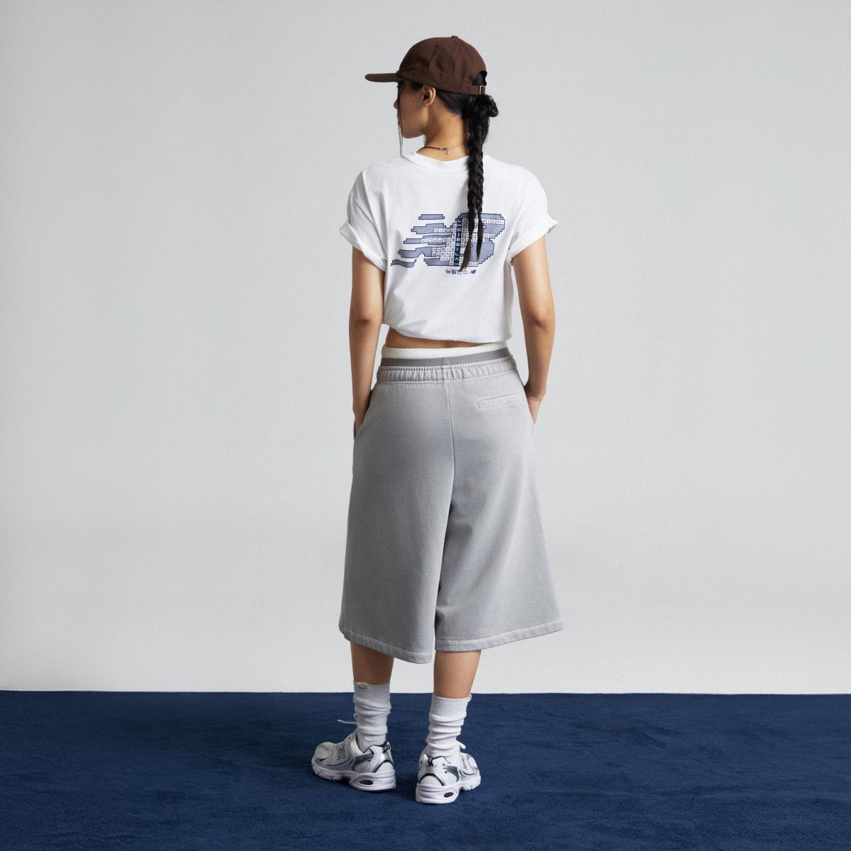 (10)White