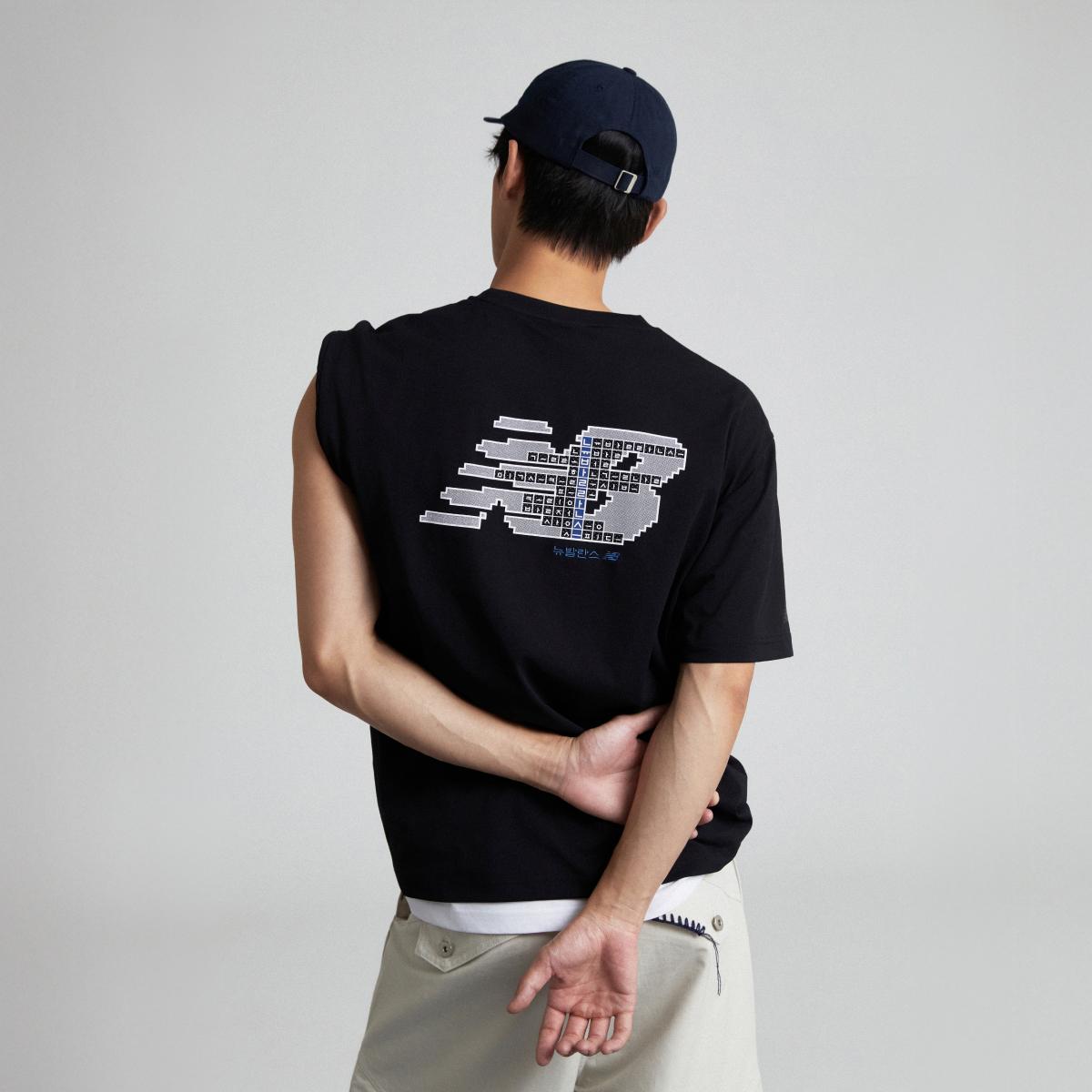 (19)Black