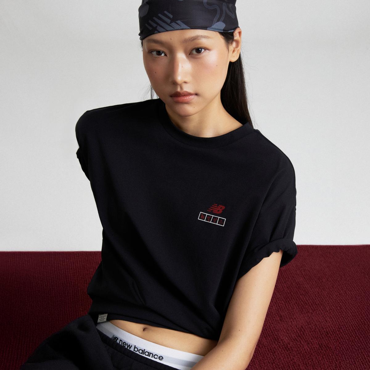 (19)Black
