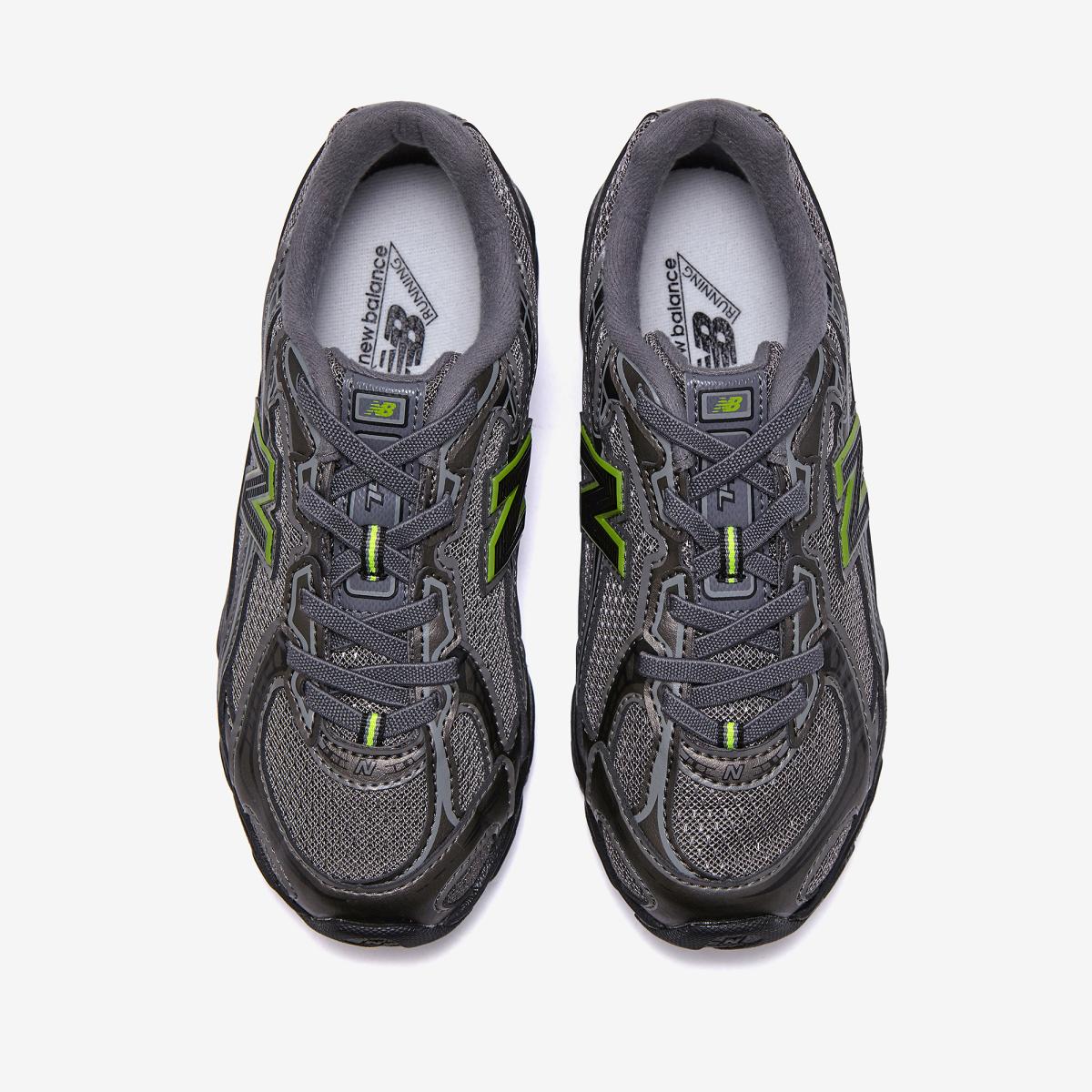 (17)Dark Gray