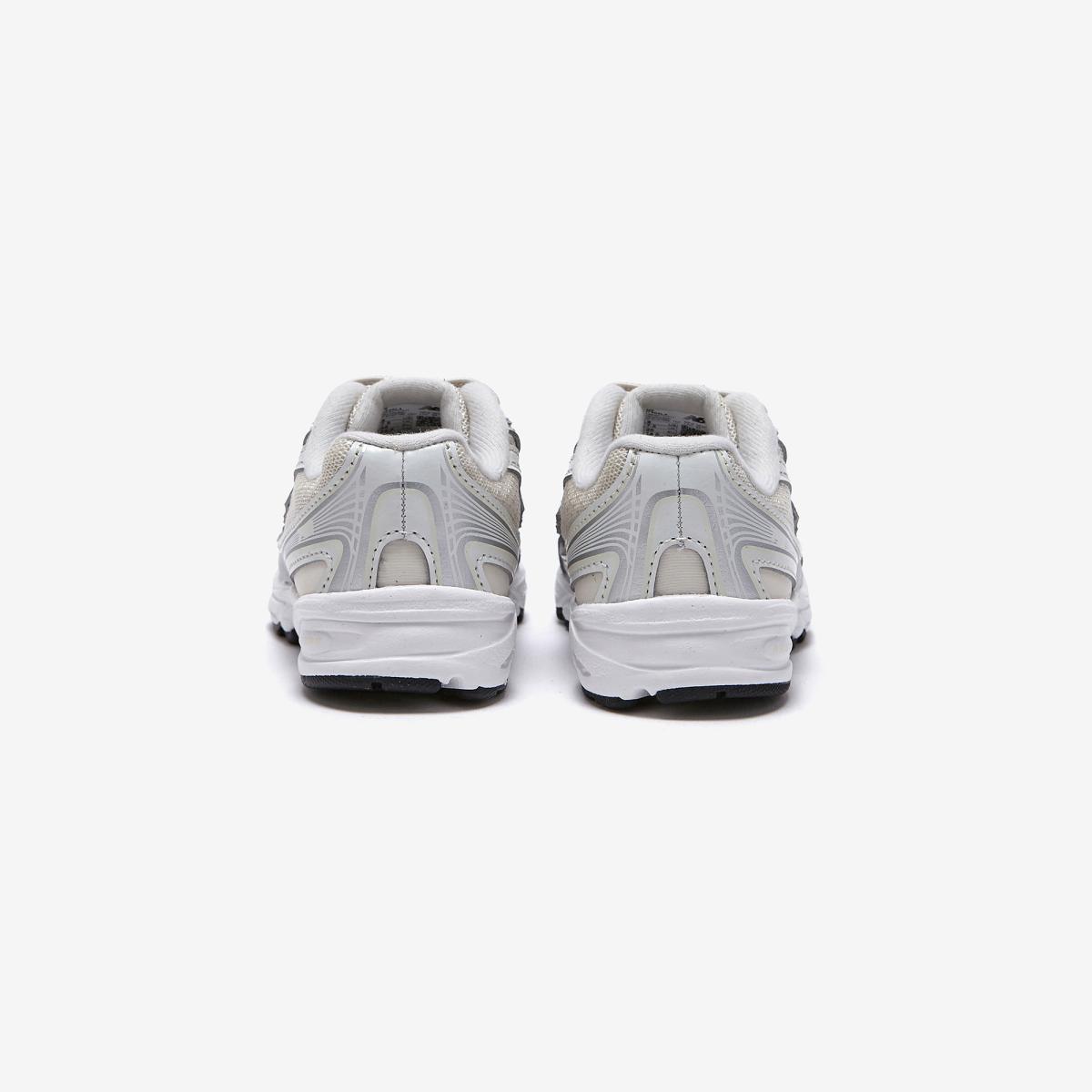 (35)Beige