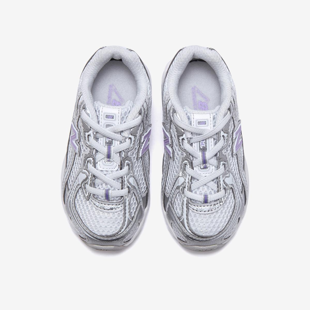 (70)Violet