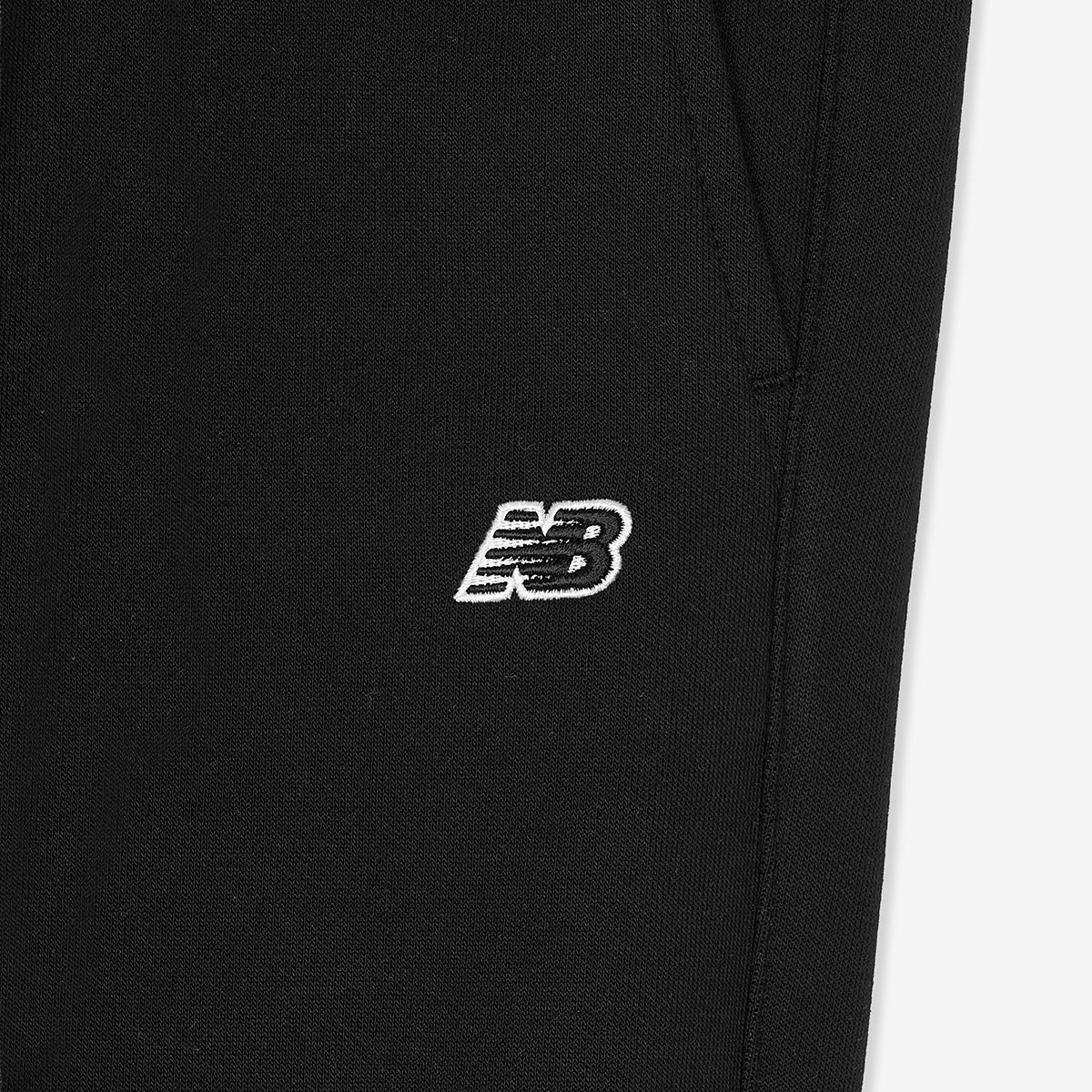 (19)Black