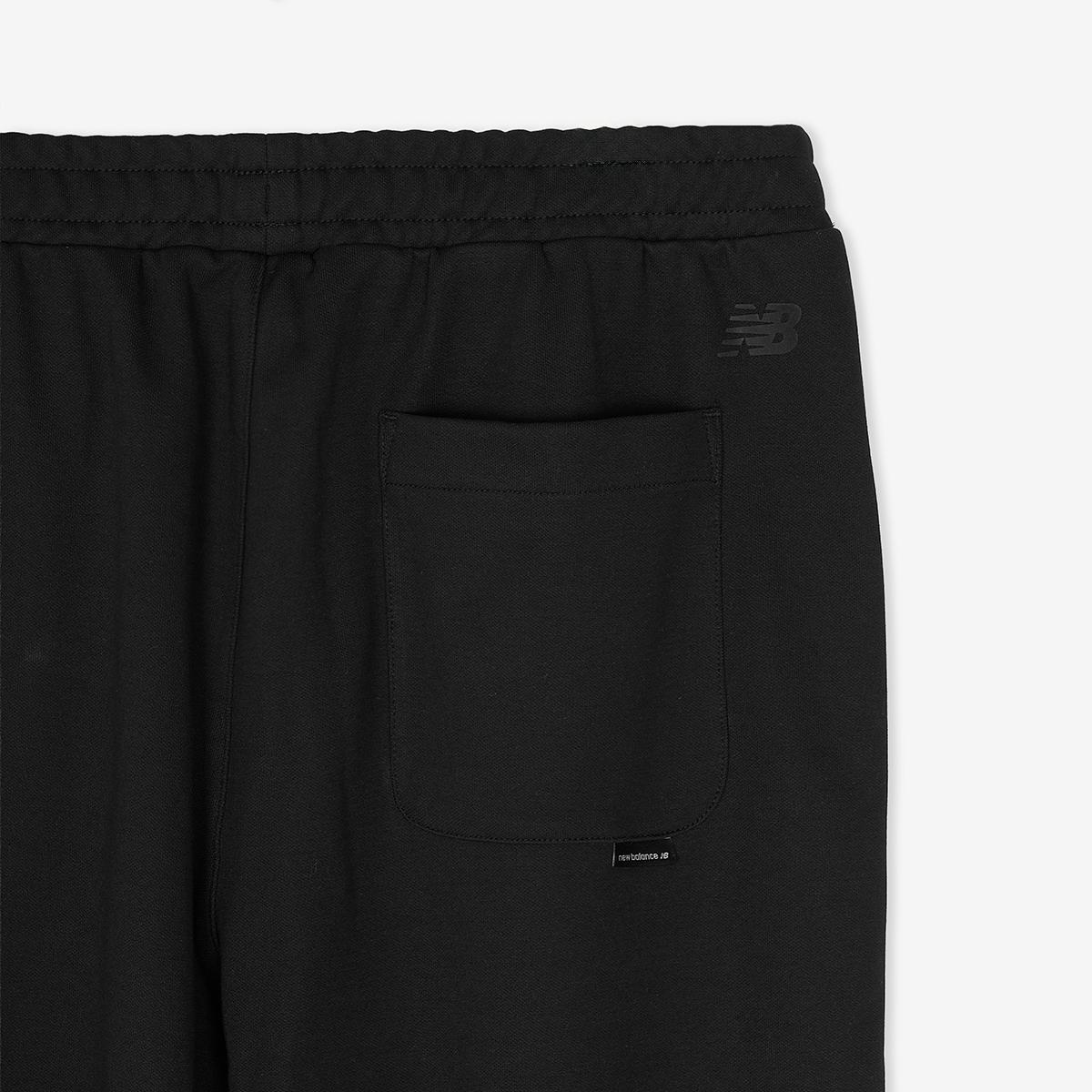 (19)Black