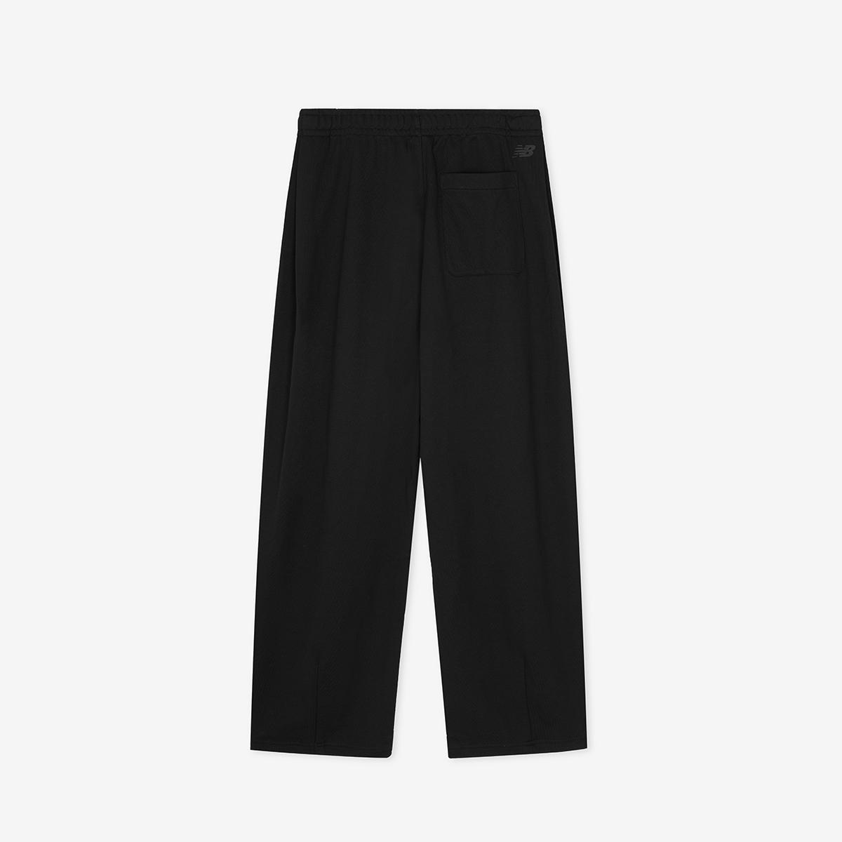 (19)Black