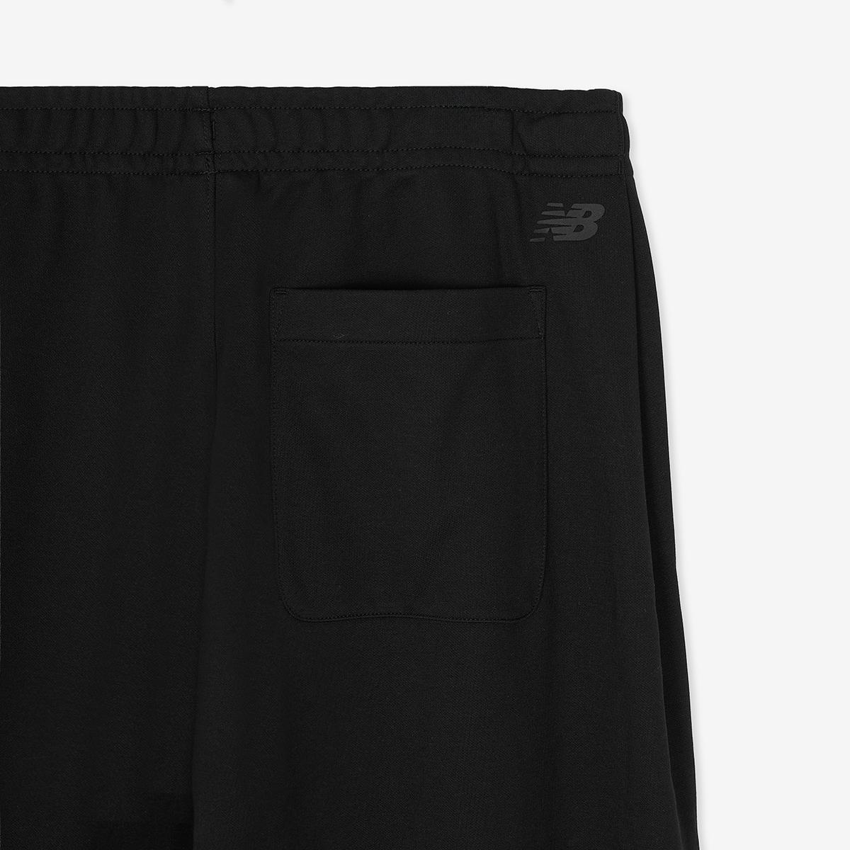 (19)Black