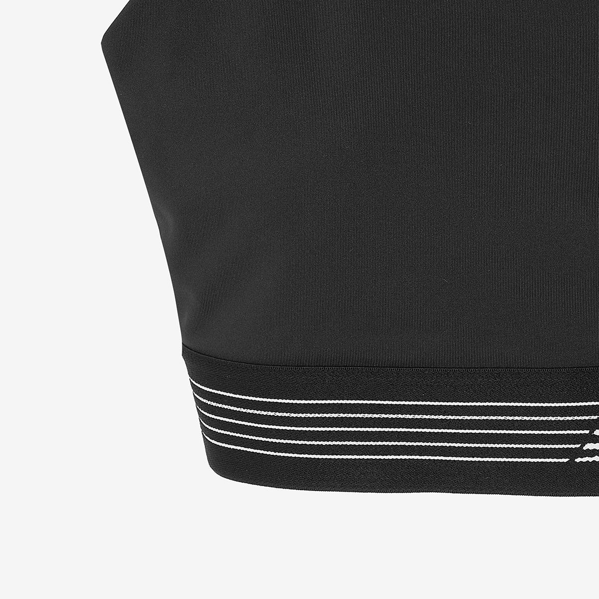 (19)Black