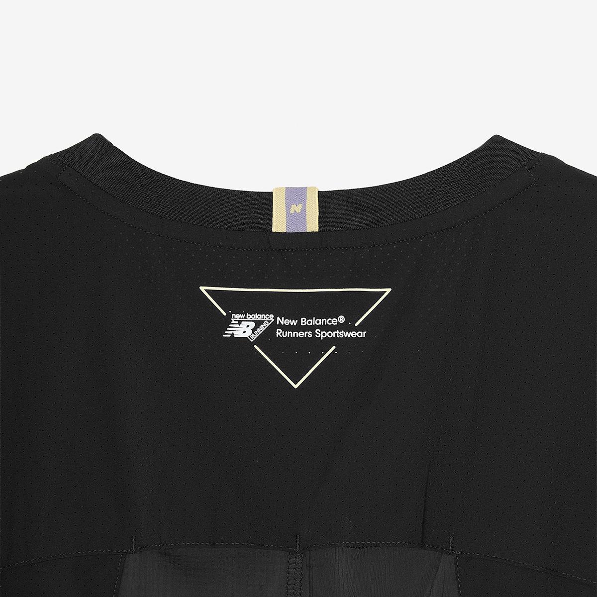 (19)Black