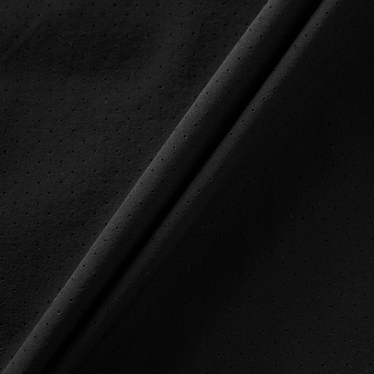 (19)Black