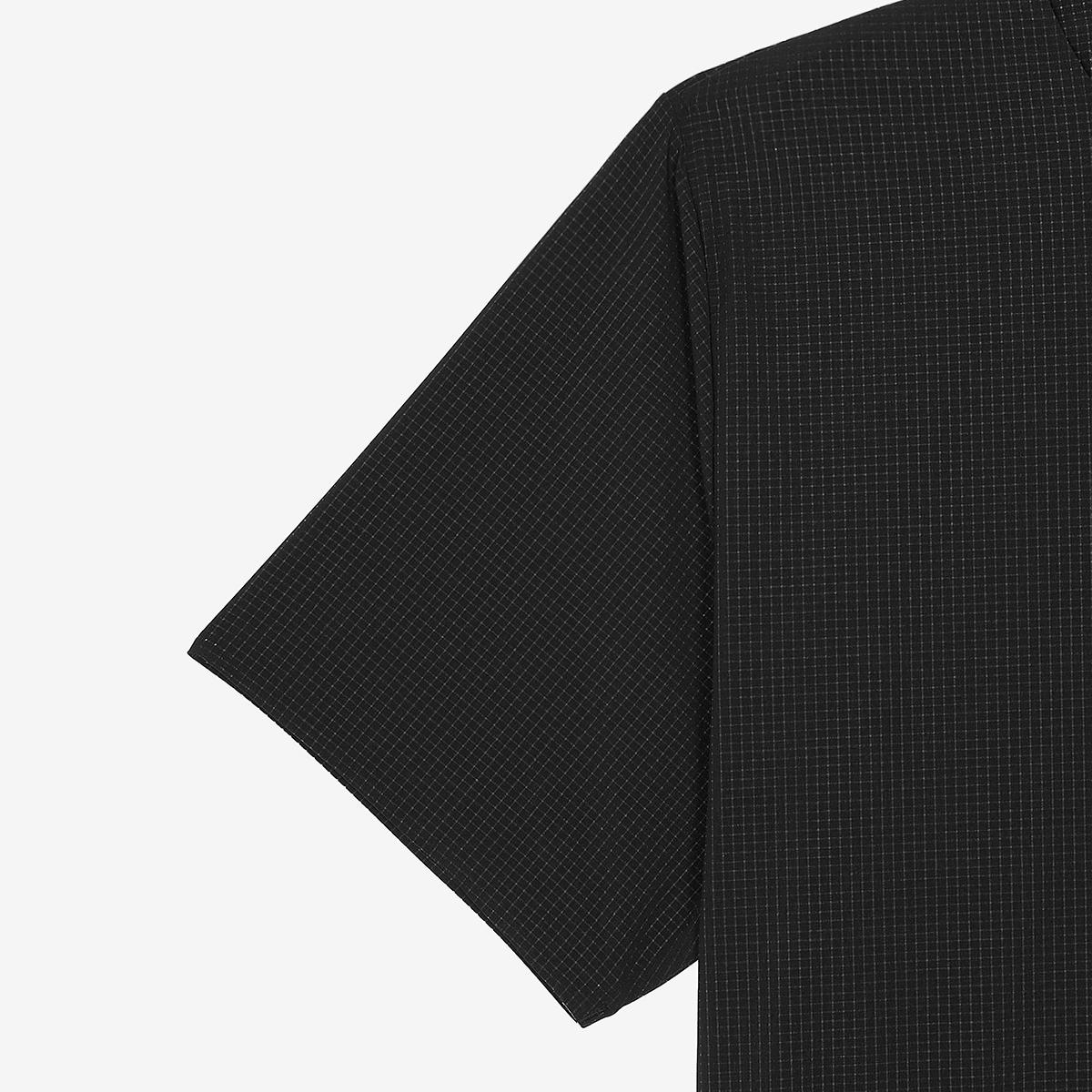 (19)Black